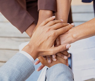 和諧：團(tuán)隊(duì)協(xié)作，營(yíng)造和諧  